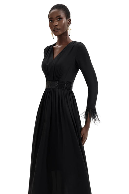 Sophisticated Dress with a Clean Classic Look