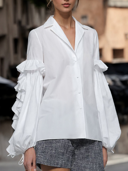 Beautifully Crafted Blouse in a Classic Style
