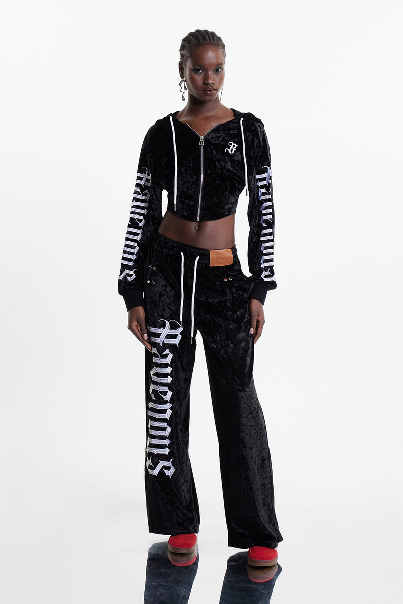 Elegantly Styled Pants for Everyday Wear