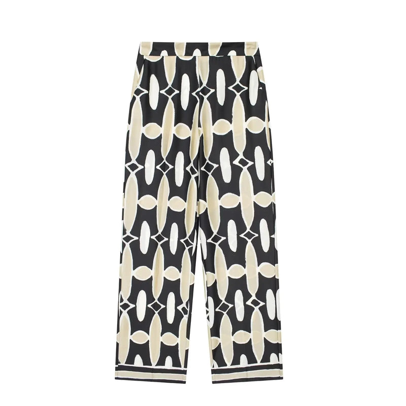 Gracefully Styled Garment for Any Occasion