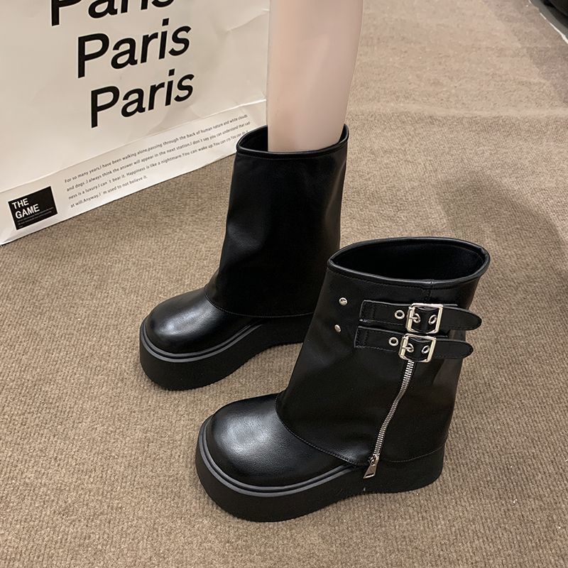 Beautifully Crafted Boots in a Classic Style