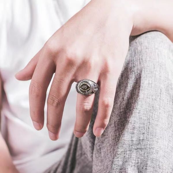Classic Vintage & Enduringly Stylish Garment