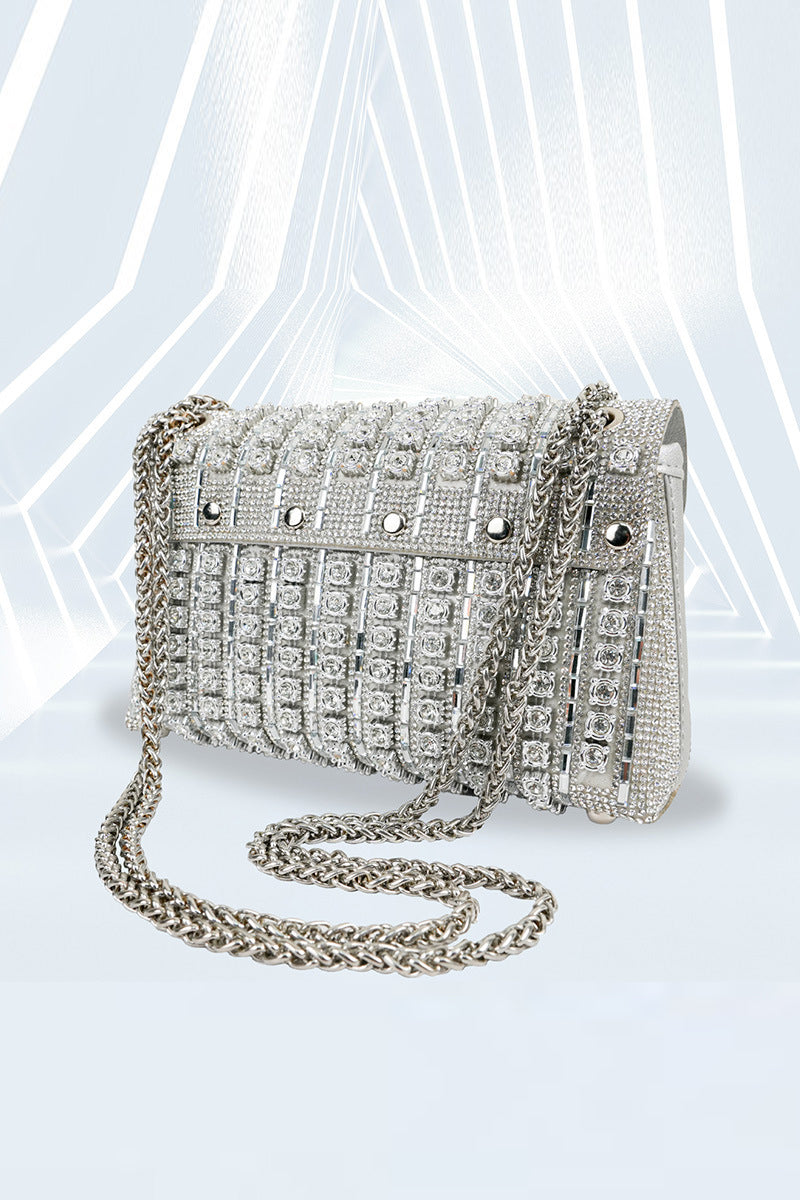 Beautifully Finished Bag in a Timeless Design