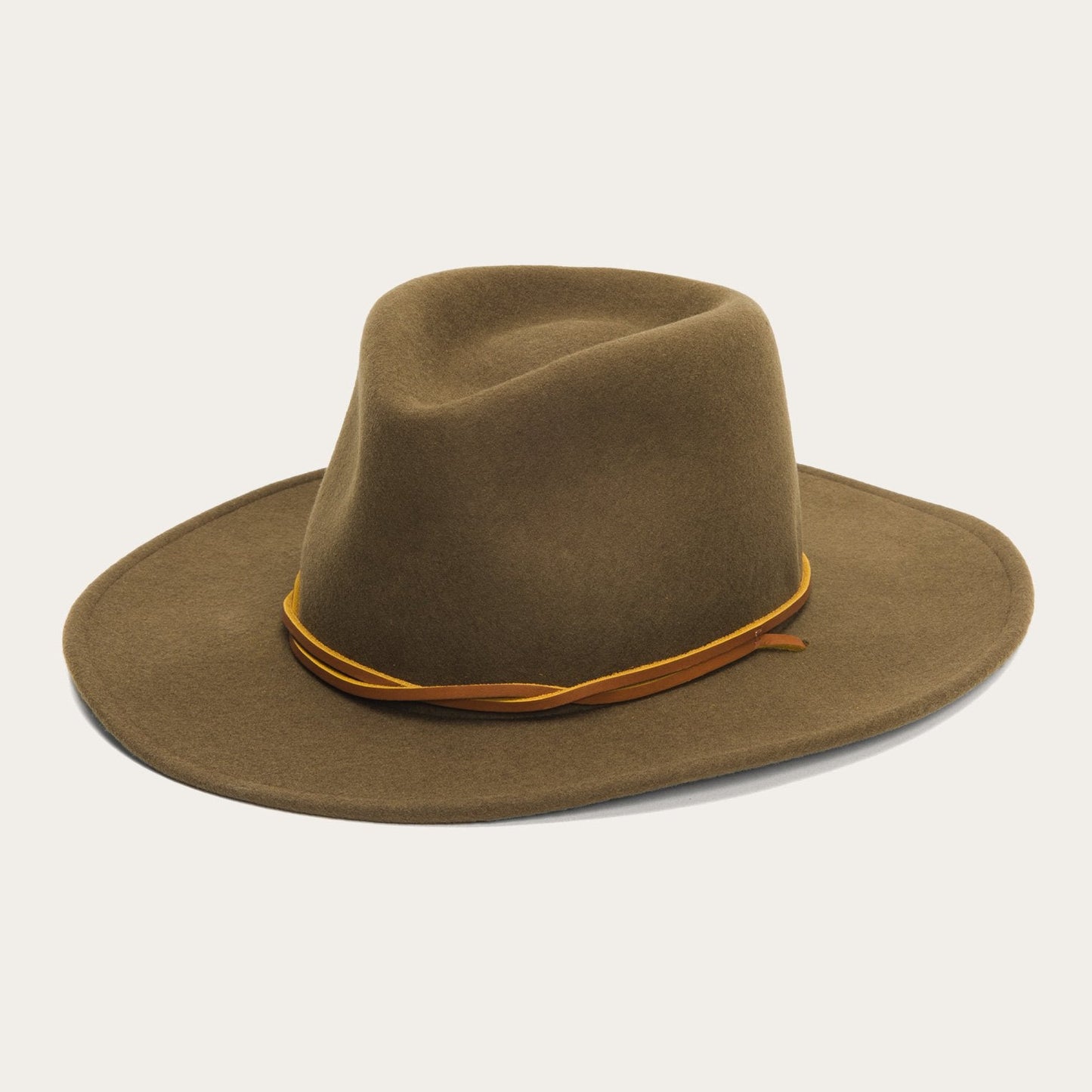 Effortlessly Elegant Garment with a Timeless Design