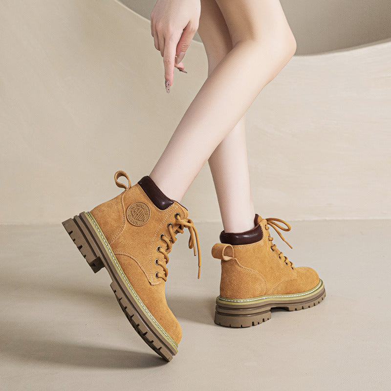 Polished Boots with an Effortless Classic Look