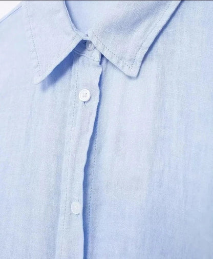 Sophisticated Garment with a Clean Classic Look