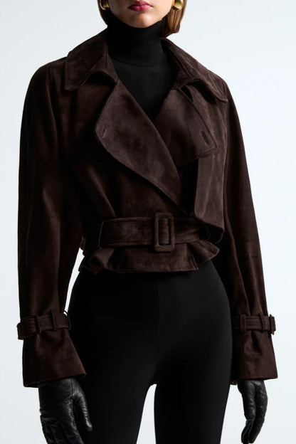 Effortlessly Elegant Jacket with a Timeless Design