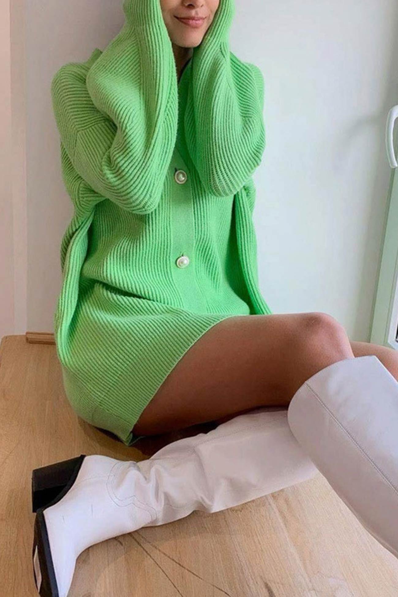 Elegantly Styled Cardigan for Everyday Wear