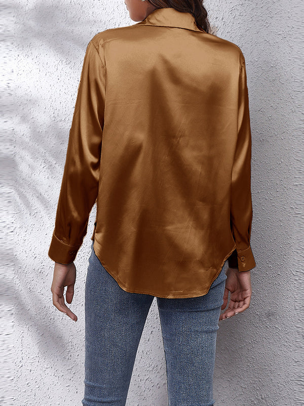 Classic Vintage Blouse with a Flattering Fit
