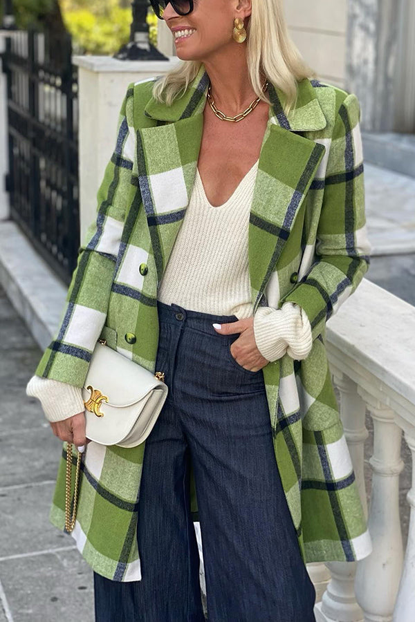 Sophisticated Coat with a Clean Classic Look
