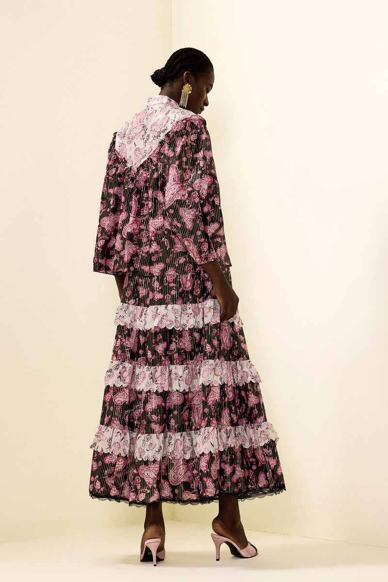 Polished Dress with an Effortless Classic Look