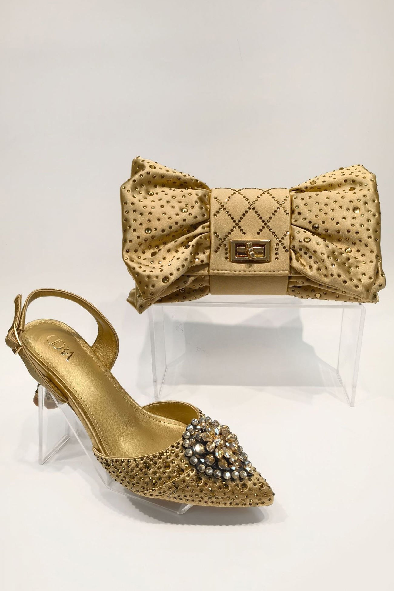 Beautifully Balanced Bag with Timeless Character