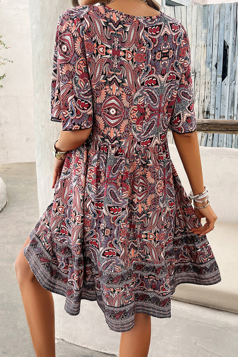 Classic Vintage & Enduringly Stylish Dress