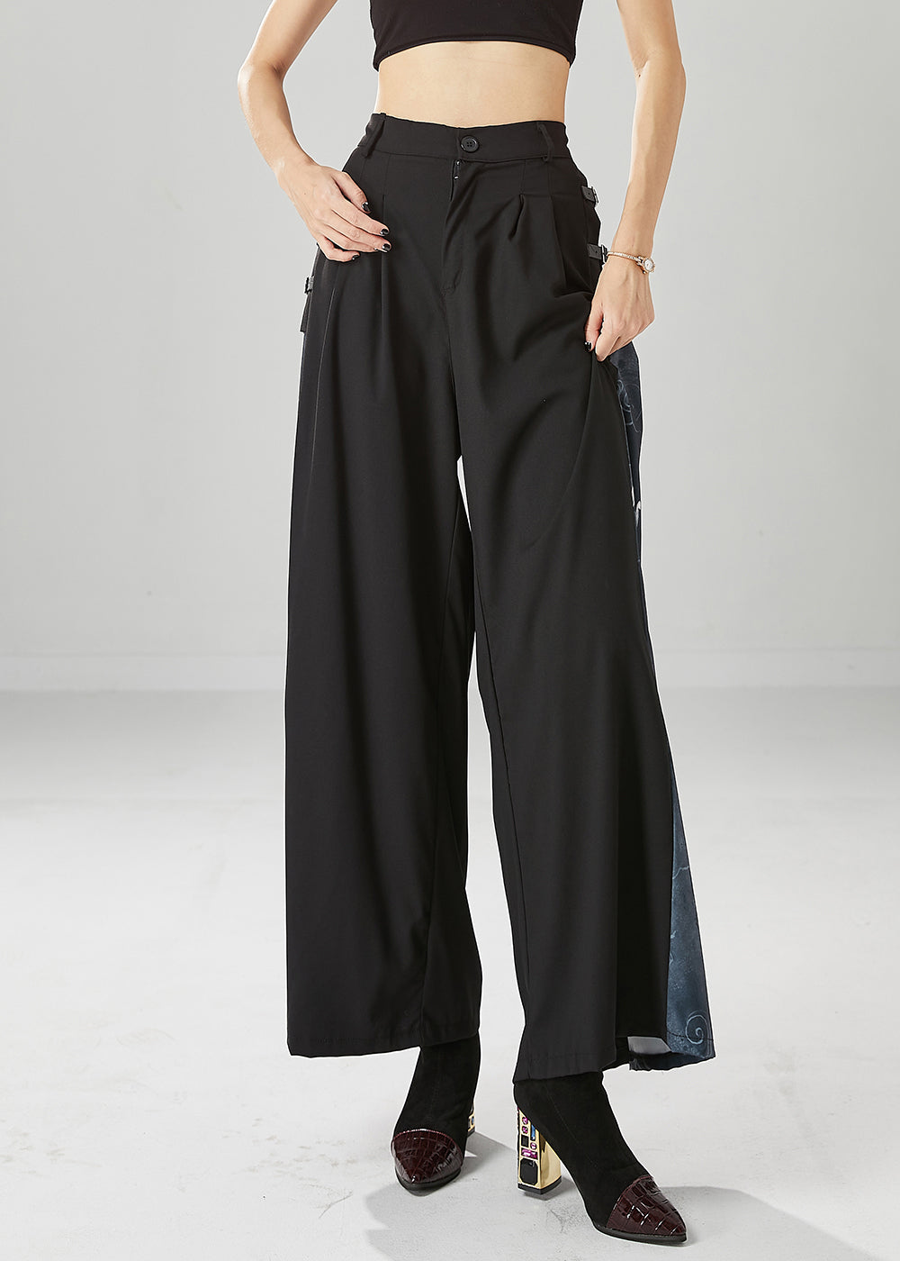 Gracefully Styled Pants for Any Occasion