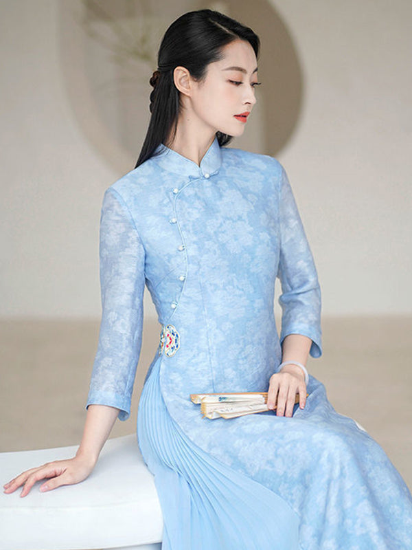 A Vintage Style Garment with Delicate Timeless Details