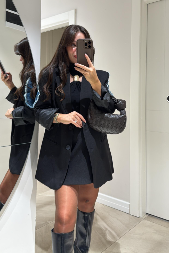 Sophisticated Garment with a Clean Classic Look
