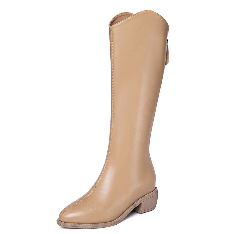 Elegantly Styled Boots for Everyday Wear