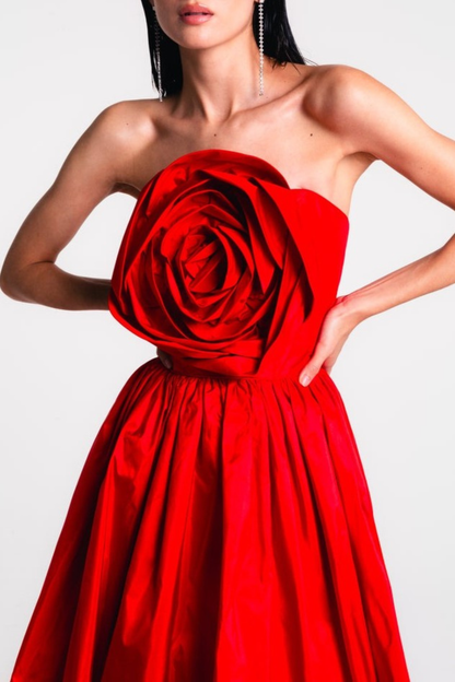 Classic Vintage Dress with a Flattering Fit