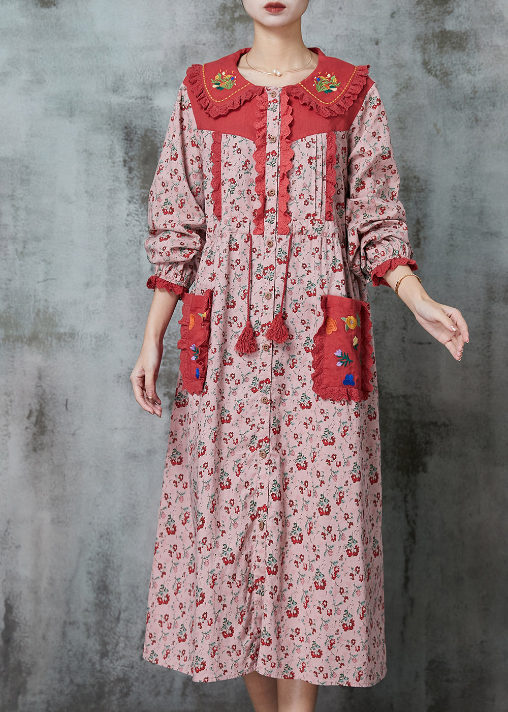 Classic Vintage & Enduringly Stylish Dress