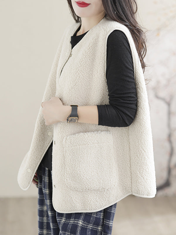 Effortlessly Elegant Garment with a Timeless Design