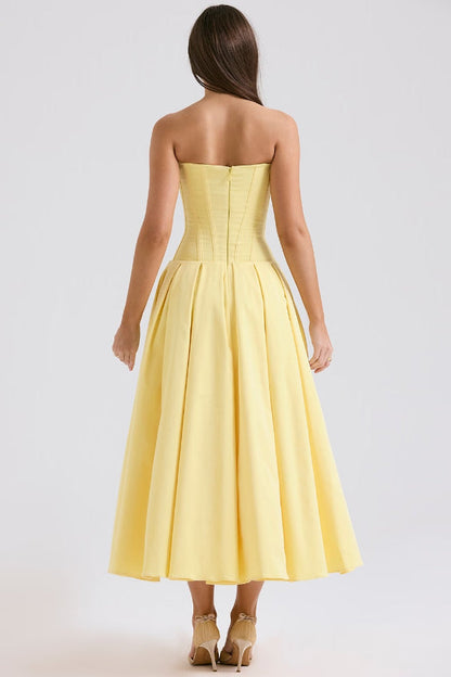 Polished Dress with an Effortless Classic Look
