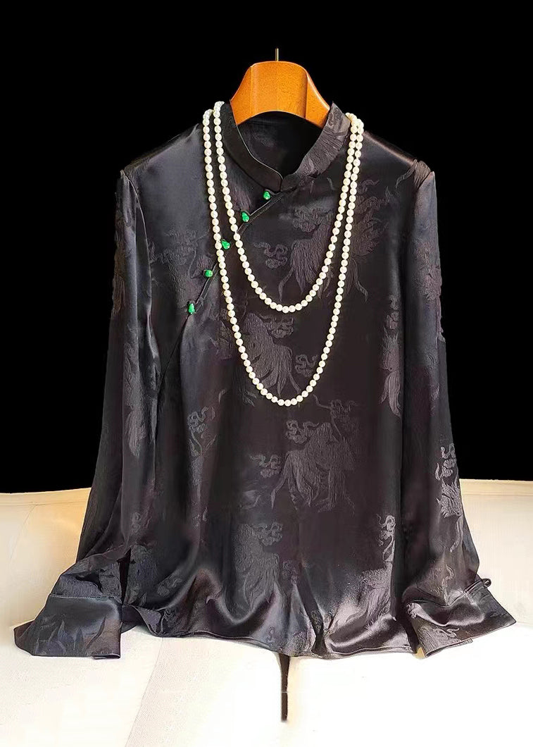 Beautifully Finished Shirt in a Timeless Design
