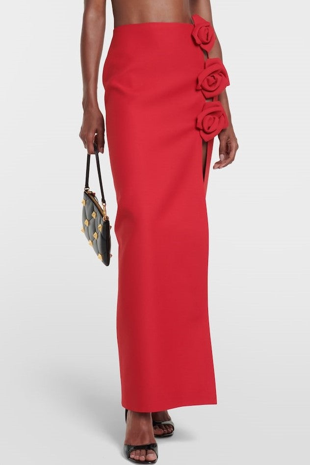 Gracefully Styled Garment for Any Occasion
