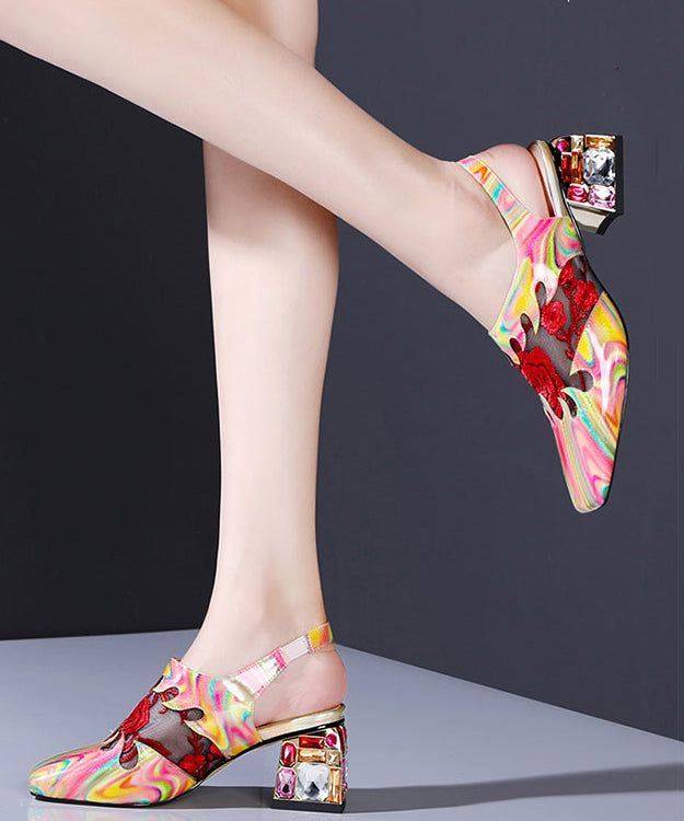 Effortlessly Elegant Heels with a Timeless Design