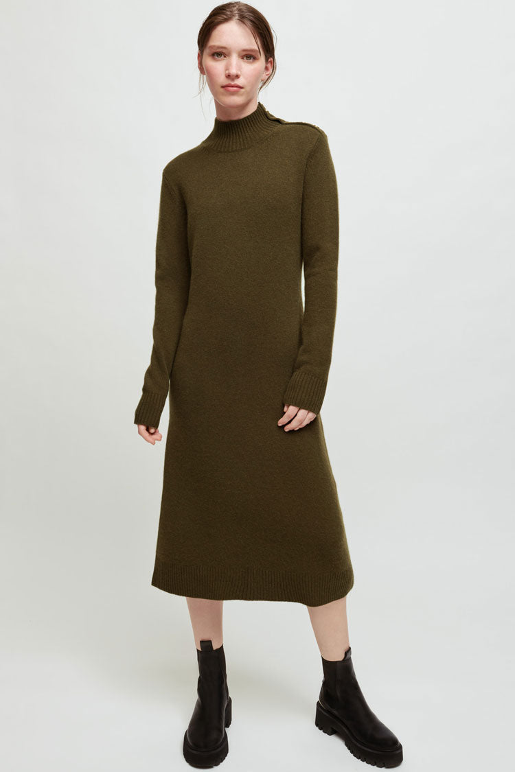 Polished Sweater with an Effortless Classic Look