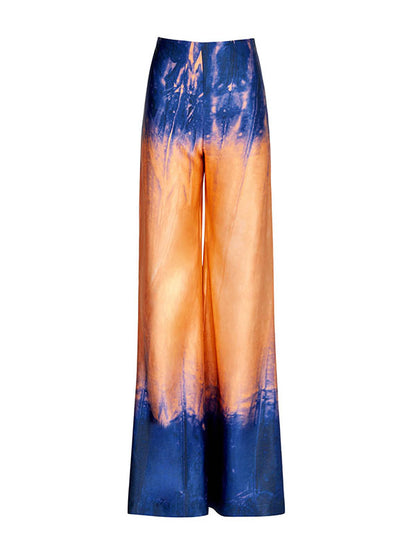 Well Tailored Pants with a Graceful Silhouette