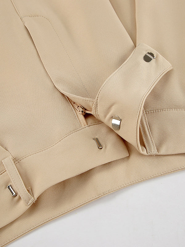 Effortlessly Elegant Trousers with a Timeless Design