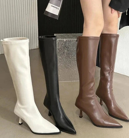 Polished Boots with an Effortless Classic Look