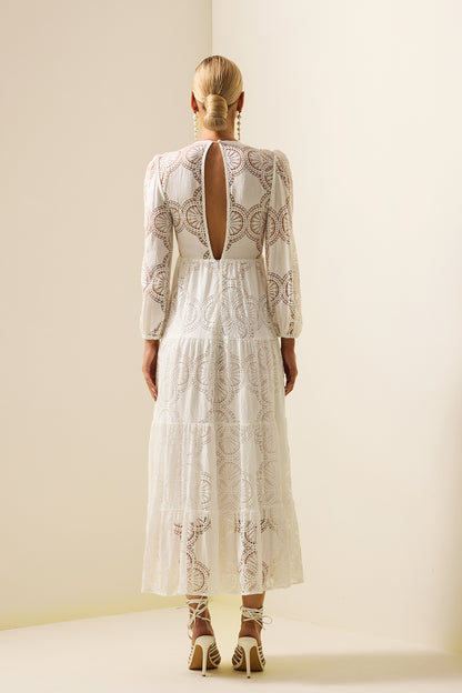 Polished Dress with an Effortless Classic Look