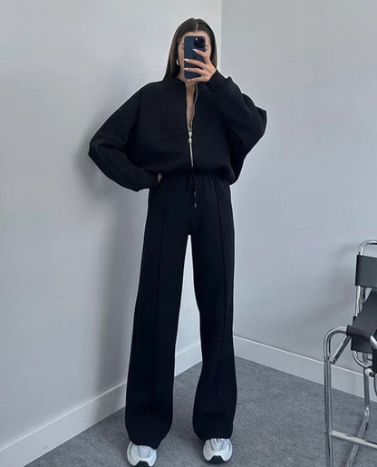 Effortlessly Elegant Garment with a Timeless Design