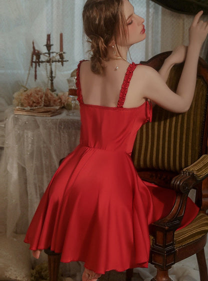 Classic Vintage Dress with a Flattering Fit
