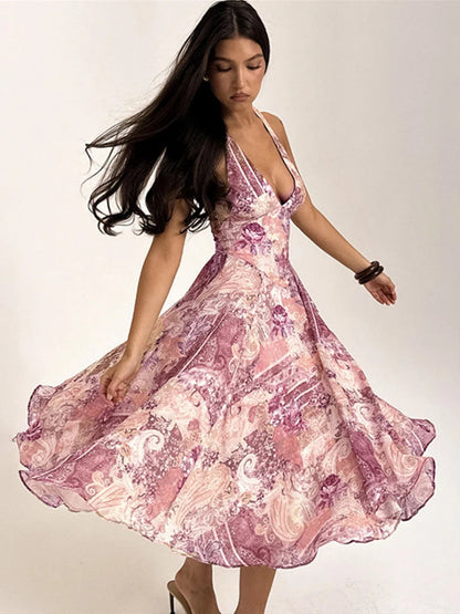 Classic Vintage & Enduringly Stylish Dress