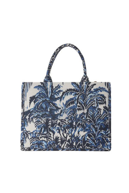 Effortlessly Elegant Bag with a Timeless Design