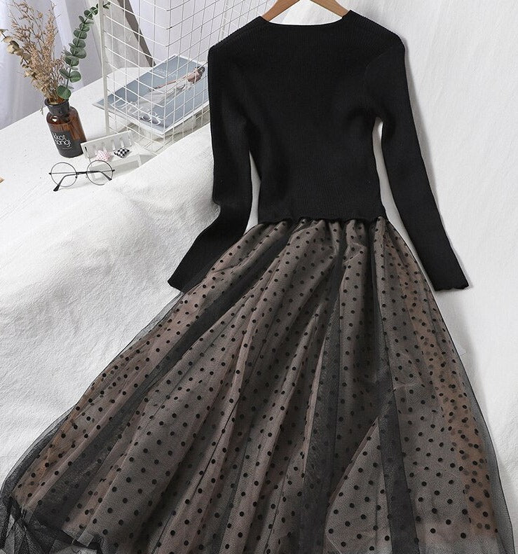 Effortlessly Elegant Garment with a Timeless Design