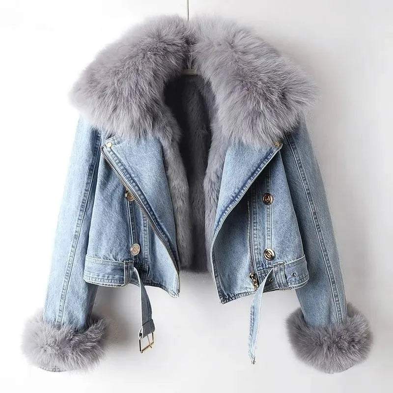 Gracefully Styled Jacket for Any Occasion