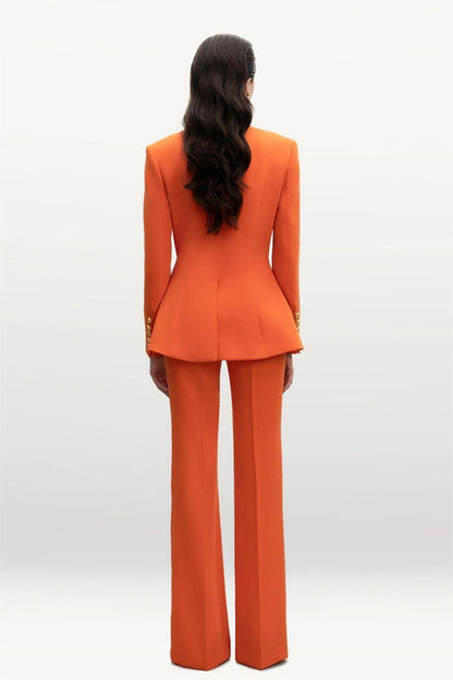 Polished Pants with an Effortless Classic Look