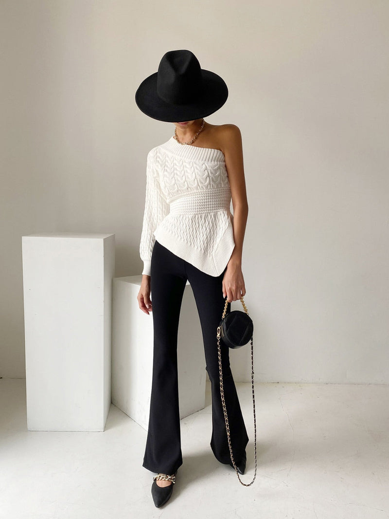 Beautifully Crafted Top in a Classic Style