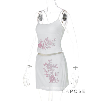 Gracefully Styled Garment for Any Occasion