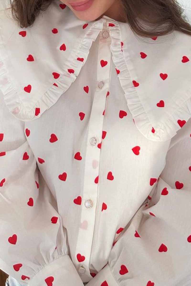 Well Tailored Top with a Graceful Silhouette