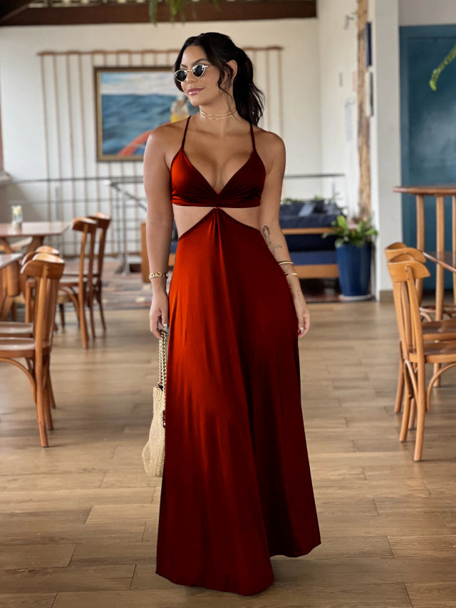Gracefully Styled Dress for Any Occasion
