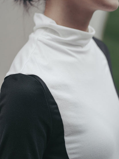 Effortlessly Elegant T-Shirt with a Timeless Design