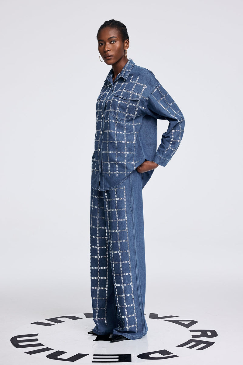 Well Tailored Shirt with a Graceful Silhouette