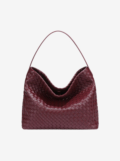 Beautifully Finished Bag in a Timeless Design