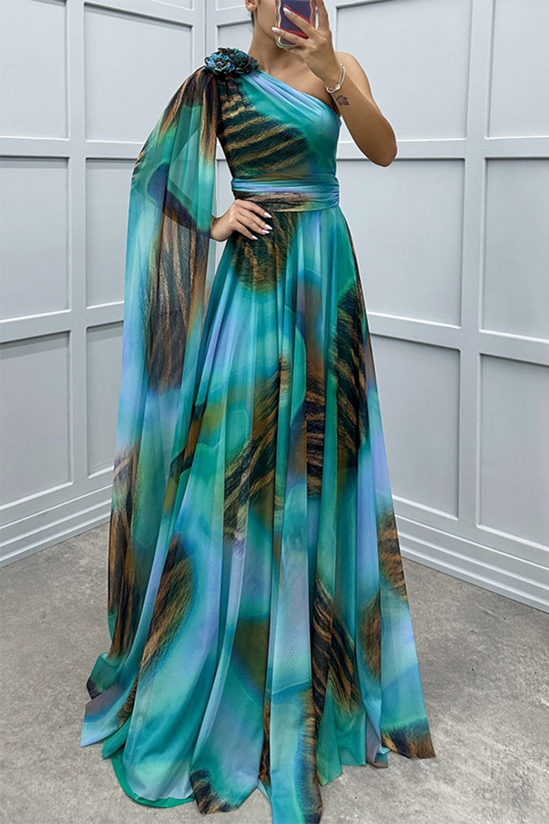 Beautifully Balanced Dress with Timeless Character