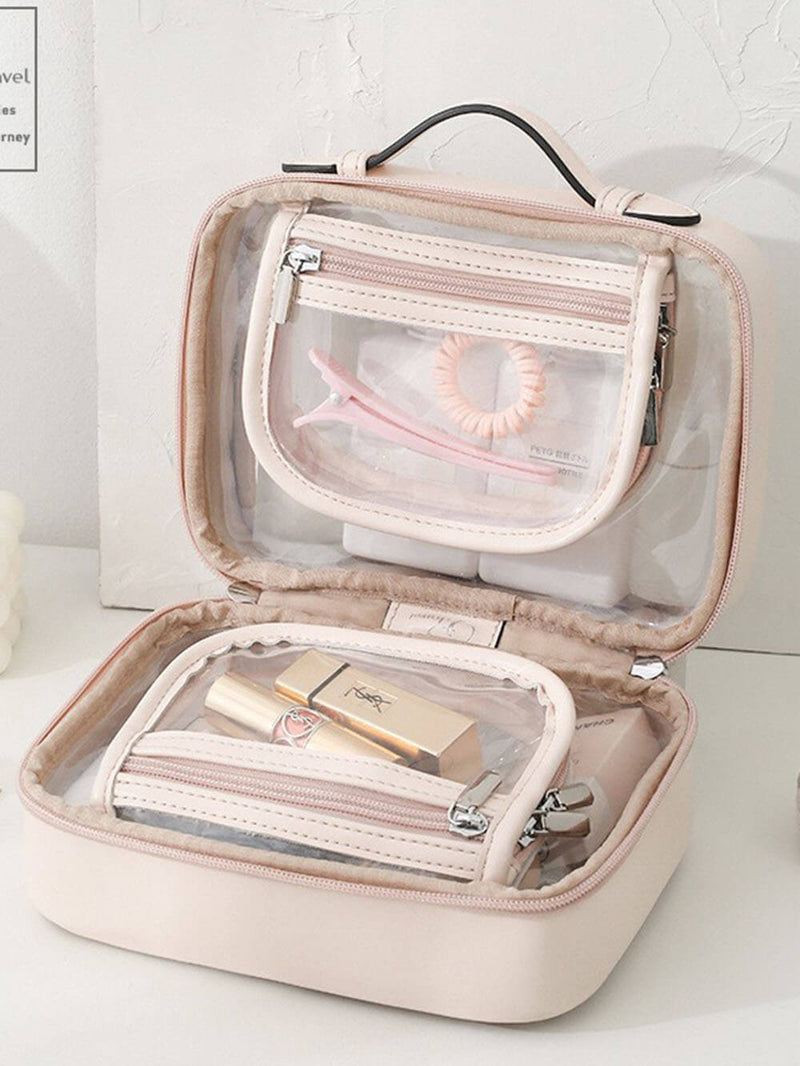 Well Tailored Bag with a Graceful Silhouette