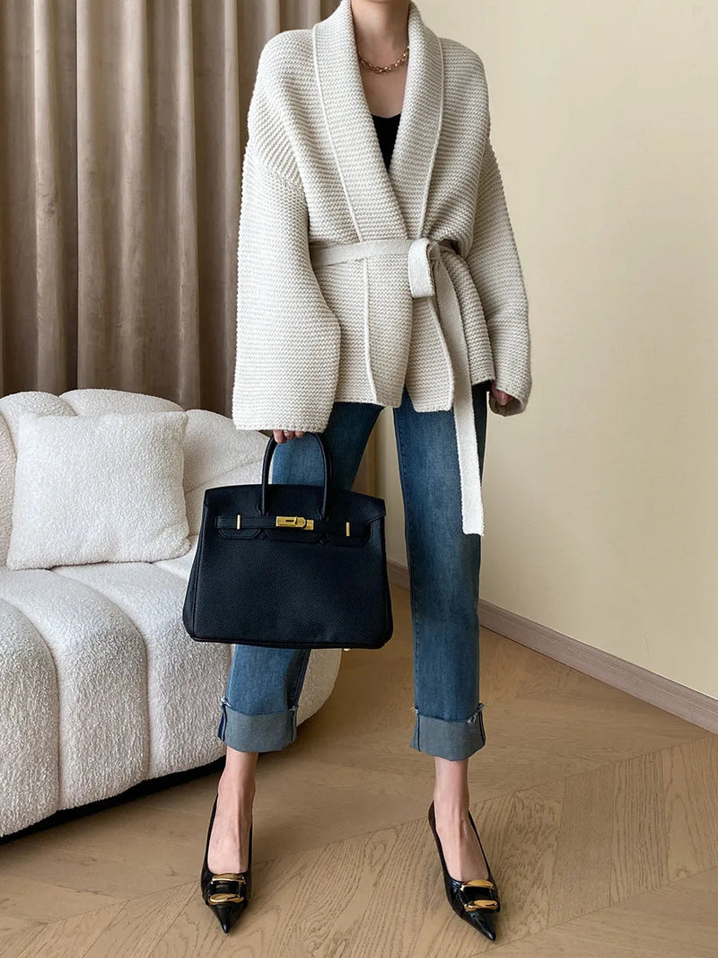 Gracefully Styled Cardigan for Any Occasion